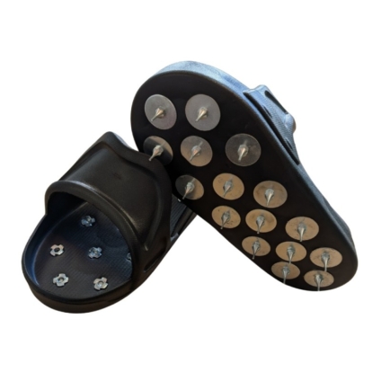 Vi Tools Slip-on Spiked Shoes